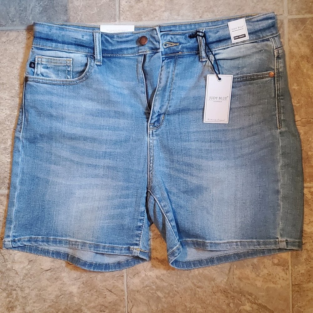 Judy Blue High Rise Mid Thigh Shorts XL